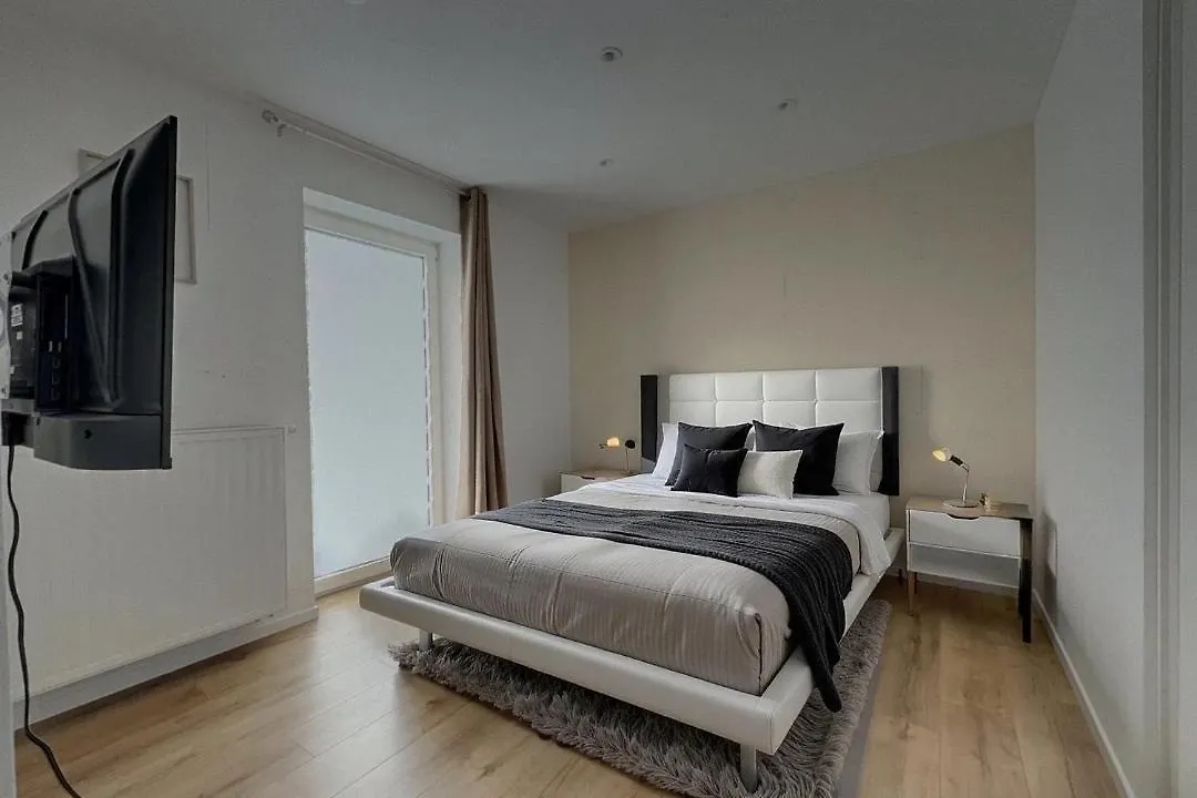 Jean 1B Brussels-Charleroi-Airport location